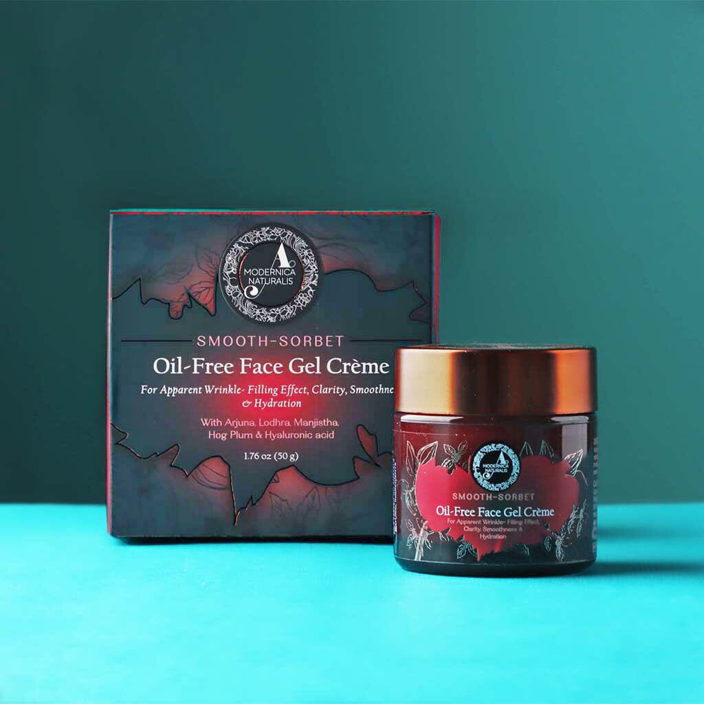 Smooth sorbet Multi-Functional, Oil-Free Bouncy Gel Crème with 7+5 Formula with a blue background