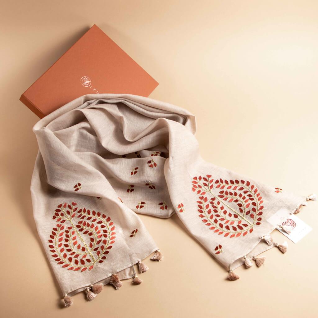 iYURA's Manjish Glow Chanderi Scarf with Zari Embroidery singleton_gift The Ayurveda Experience 